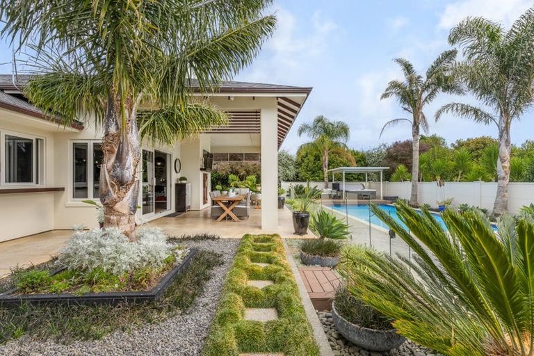 Photo of property in 28 Saint Laurent Way, Ohau, Levin, 5570