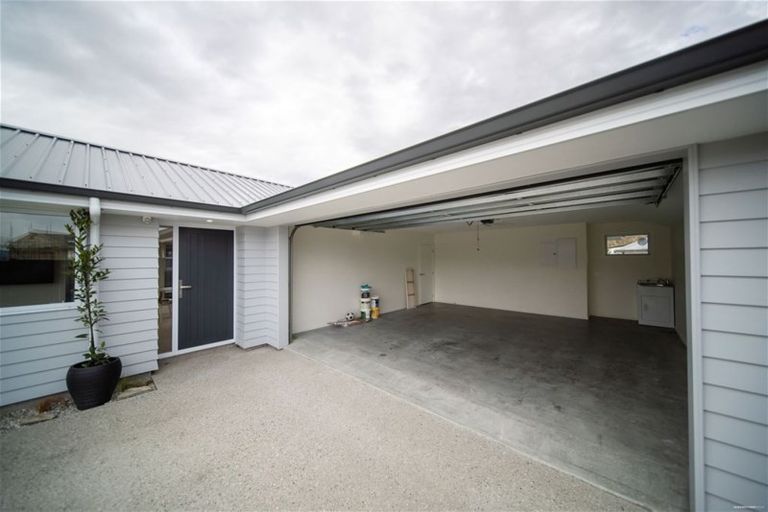 Photo of property in 1 Tudor Lane, Lower Shotover, Queenstown, 9304