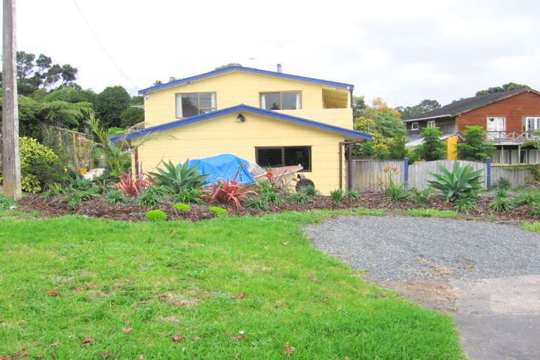 Photo of property in 10 Traffic Road, Greenhithe, Auckland, 0632