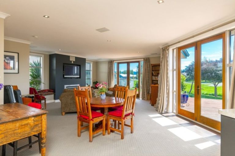 Photo of property in 34 Tremorne Avenue, Blenheim, 7201