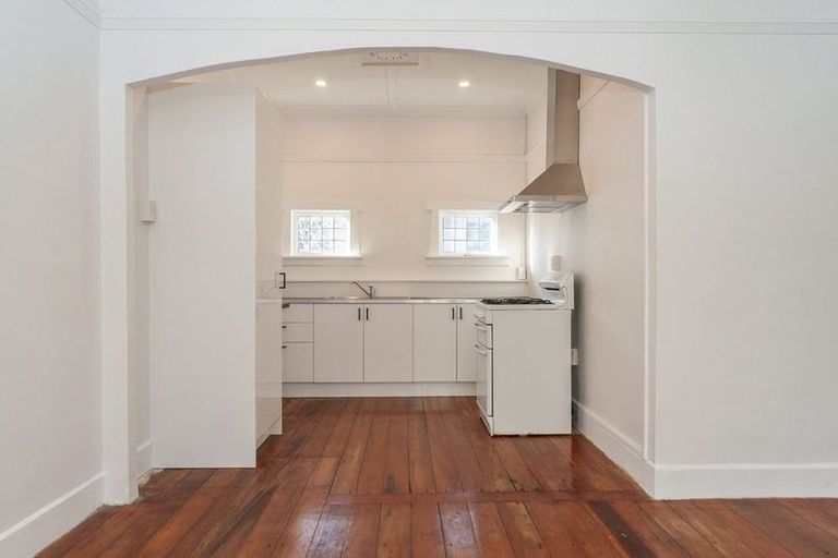 Photo of property in 372 Broadway, Miramar, Wellington, 6022