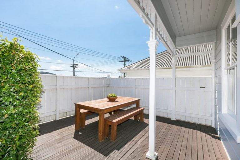 Photo of property in 105 Karori Road, Karori, Wellington, 6012