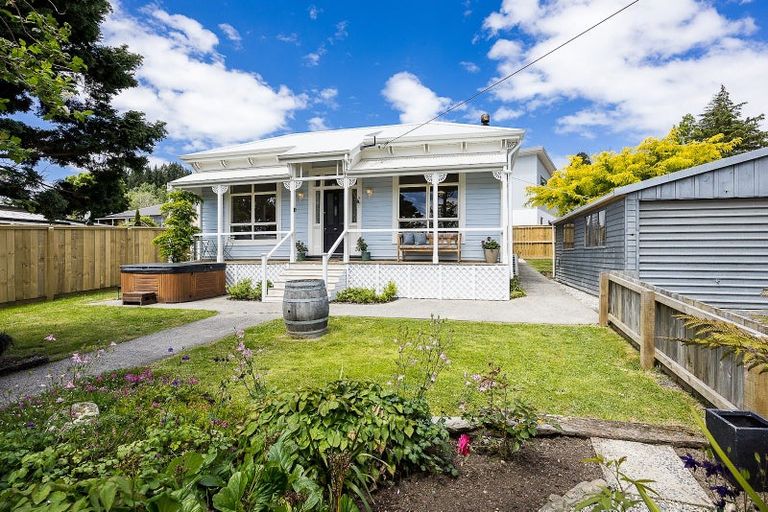 Photo of property in 288 Gladstone Road North, Mosgiel, 9092