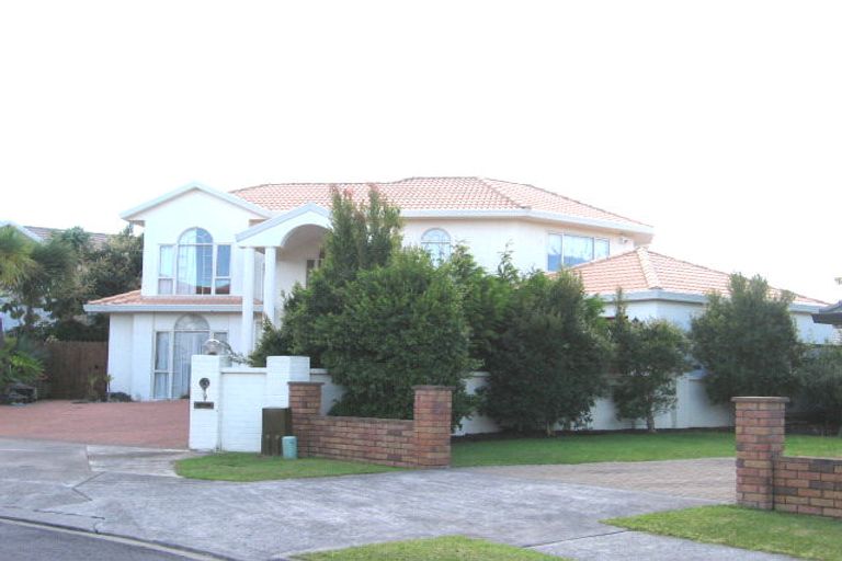 Photo of property in 9 Nathan Close, Somerville, Auckland, 2014