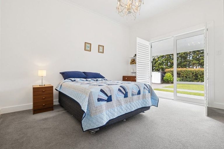 Photo of property in 100 Pukekohe East Road, Pukekohe, 2677