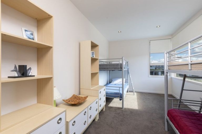 Photo of property in 12 Te Mauri Place, Omaha, 0986