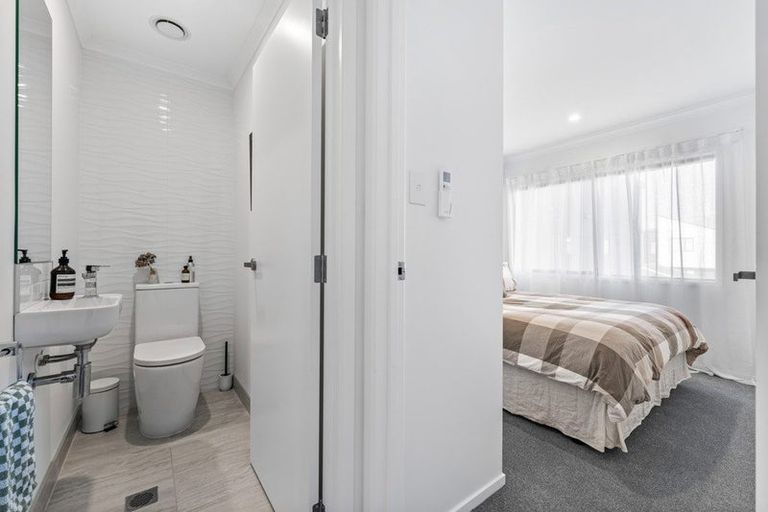 Photo of property in 49 David Carnegie Road, Hobsonville, Auckland, 0616