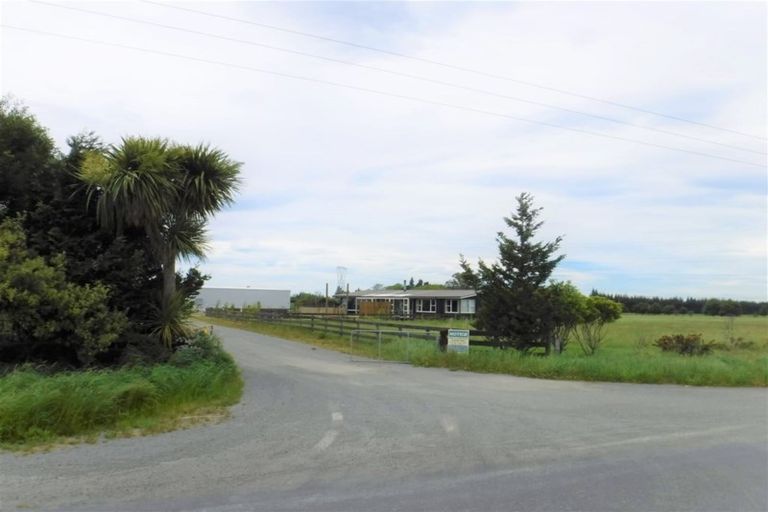 Photo of property in 2 Merton Road, Fernside, Rangiora, 7471