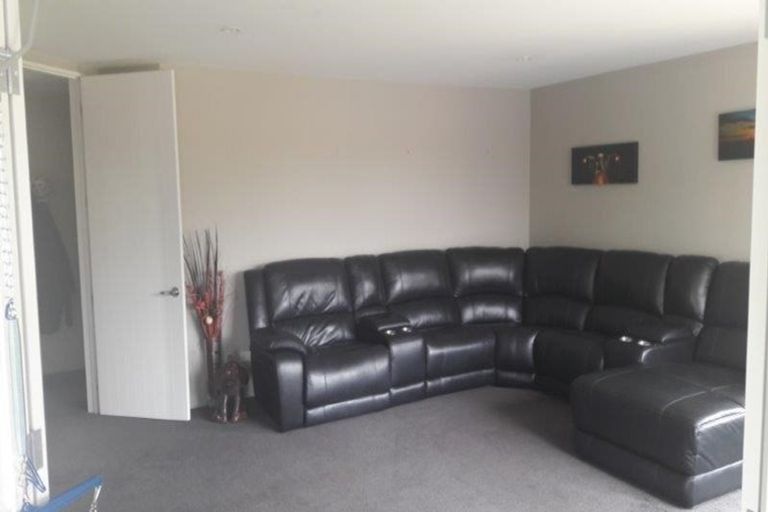 Photo of property in 5 Marlowe Place, Rolleston, 7614