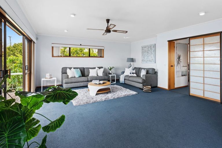 Photo of property in 80 Deep Creek Road, Torbay, Auckland, 0630