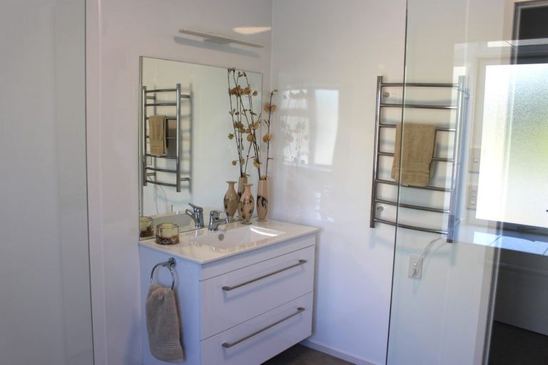 Photo of property in Regency Park, 33/3a Brent Road, Owhata, Rotorua, 3010