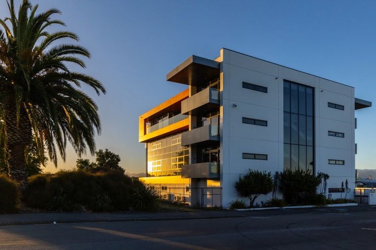 Photo of property in Youell House, 1/1 Hutcheson Street, Mayfield, Blenheim, 7201