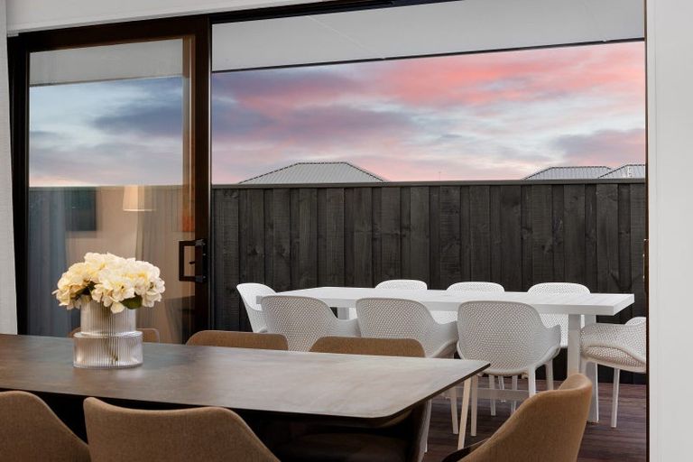 Photo of property in 31 Crossley Avenue, Woodend, 7610