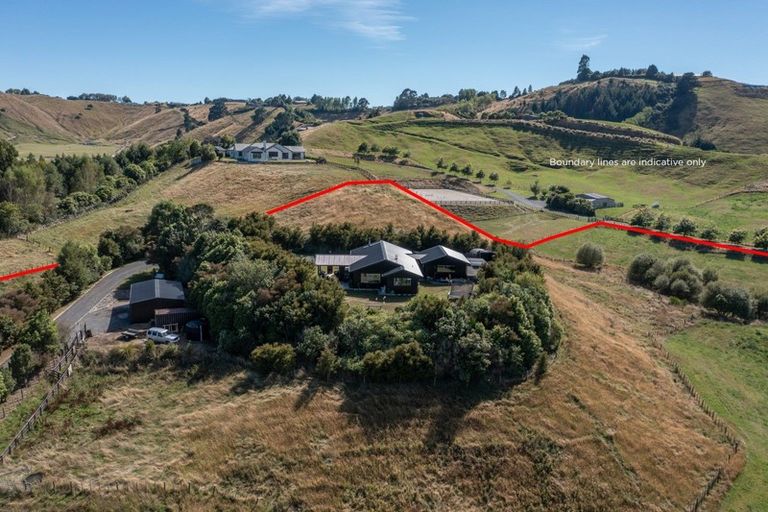 Photo of property in 38 Katelyn Place, Kinloch, Taupo, 3385