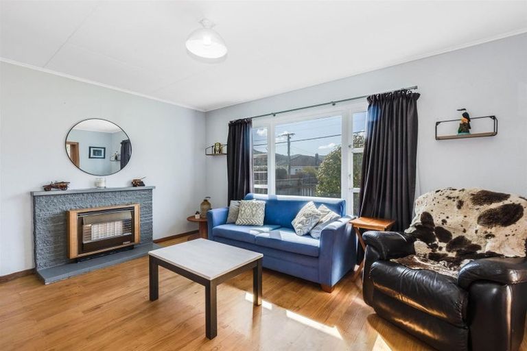 Photo of property in 32 Norfolk Street, Wainuiomata, Lower Hutt, 5014