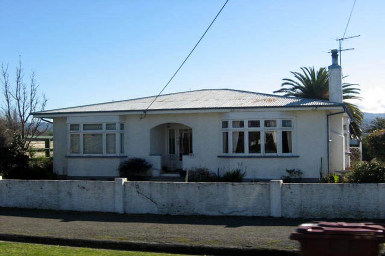 Photo of property in 22 Garrison Street, Carterton, 5713