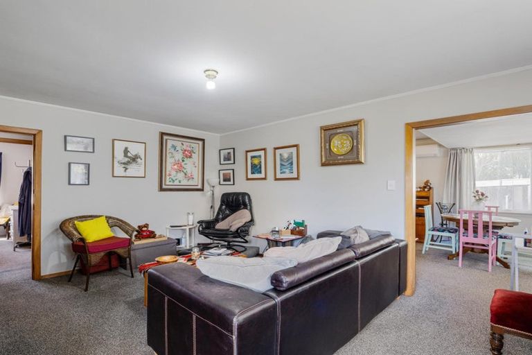Photo of property in 11 Reynolds Avenue, Bishopdale, Christchurch, 8053