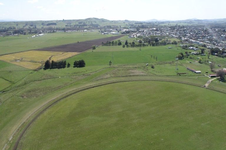 Photo of property in 106 Racecourse Road, Waipukurau, 4200