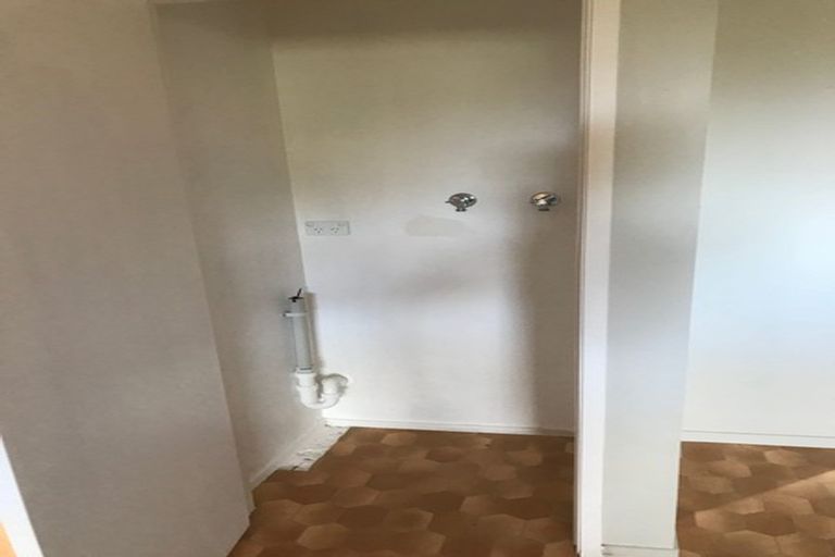 Photo of property in 38 Tree View Avenue, Glenfield, Auckland, 0629