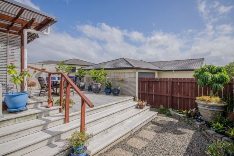 Photo of property in 72c Seabrook Avenue, New Lynn, Auckland, 0600
