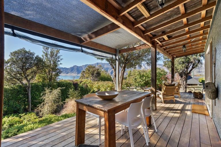 Photo of property in 76 Capell Avenue, Lake Hawea, Wanaka, 9382