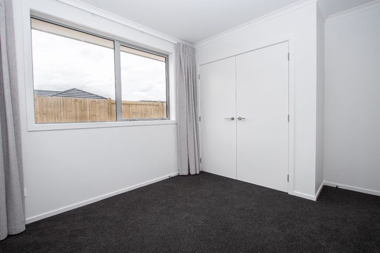 Photo of property in 2/12 Bostonkip Crescent, Fitzroy, Hamilton, 3282