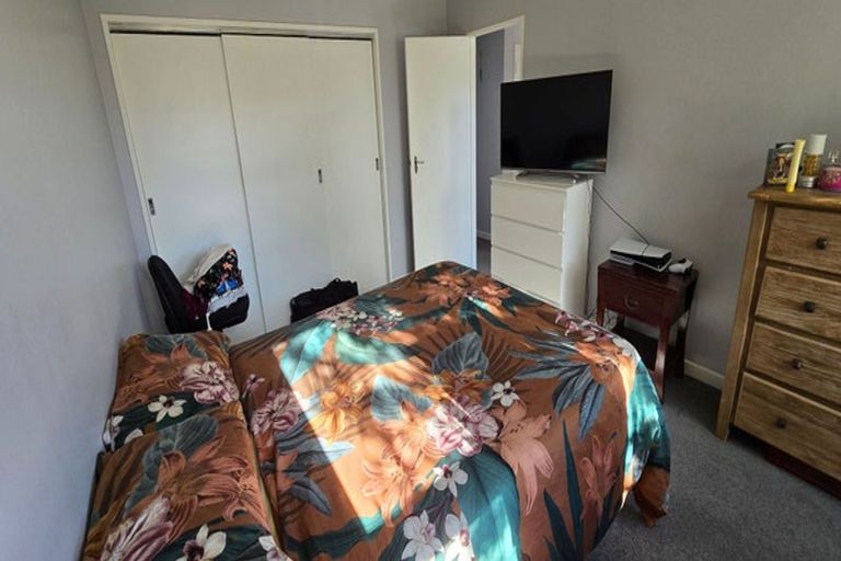 Photo of property in 12 The Quarterdeck, Whitby, Porirua, 5024