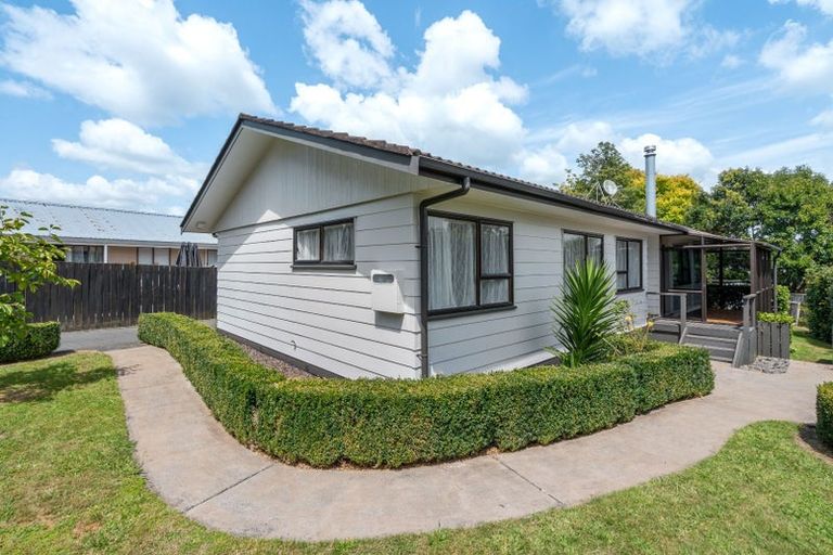 Photo of property in 74 Moore Street, Leamington, Cambridge, 3432