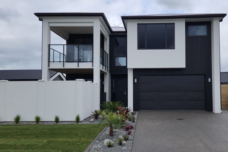 Photo of property in 32 Saint Thomas Avenue, Pyes Pa, Tauranga, 3112