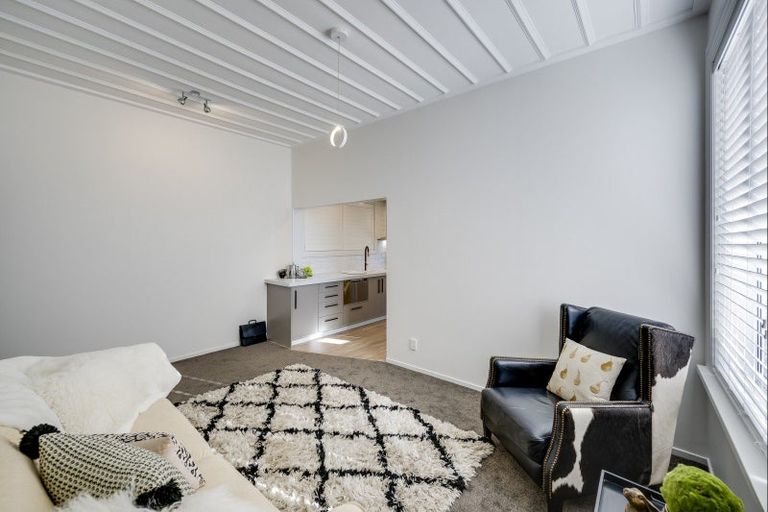 Photo of property in 407 Marine Parade, Napier South, Napier, 4110