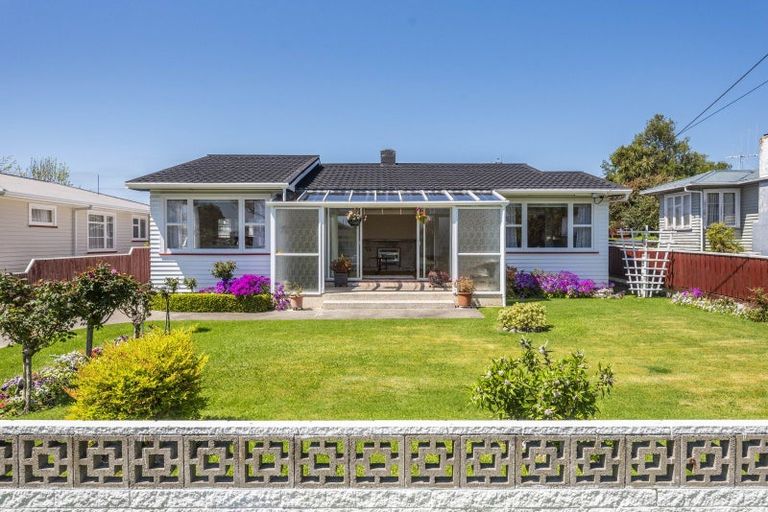 Photo of property in 18 Princes Street, Levin, 5510