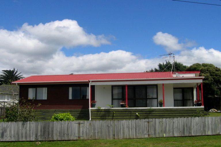 Photo of property in 1 Scarborough Road, Waihi Beach, 3611