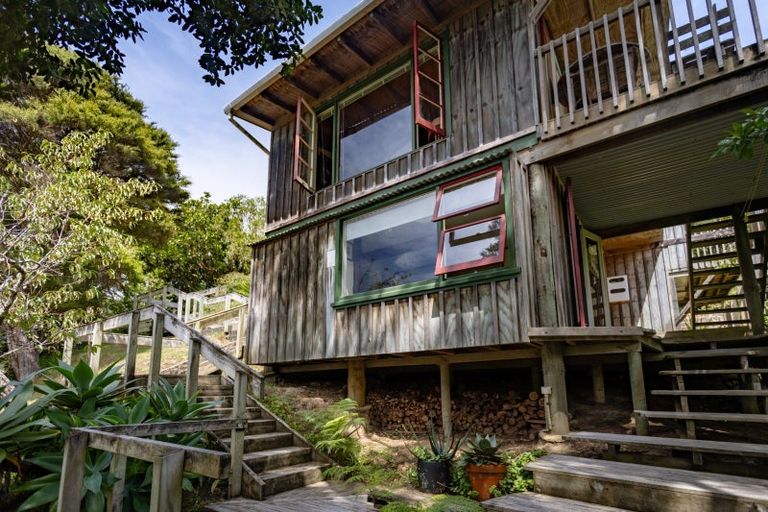 Photo of property in 5 Yarborough Street, Kohukohu, 0491