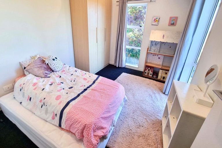 Photo of property in 67a Salamanca Road, Sunnynook, Auckland, 0620