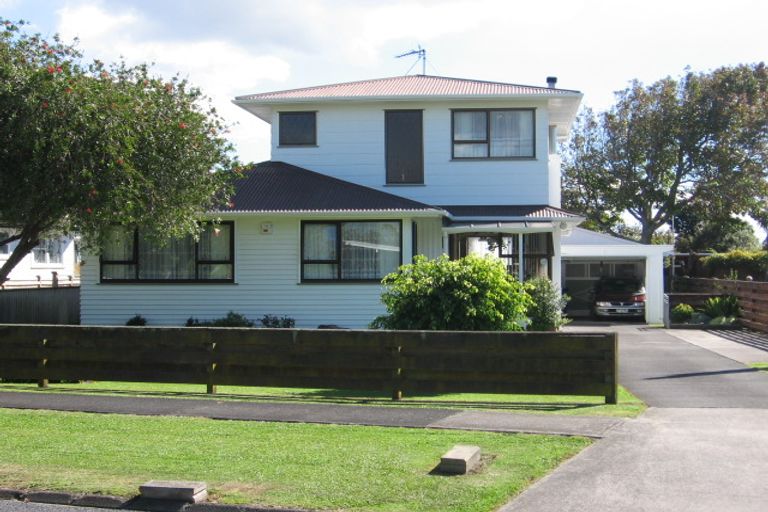 Photo of property in 9 Riverina Avenue, Pakuranga, Auckland, 2010