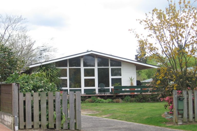 Photo of property in 16 Pegasus Drive, Sunnybrook, Rotorua, 3015