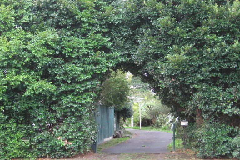 Photo of property in 316 Royal Road, Massey, Auckland, 0614