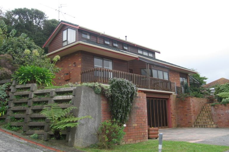 Photo of property in 123 Oriel Avenue, Tawa, Wellington, 5028