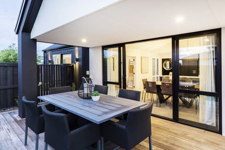 Photo of property in 215 Cavendish Road, Casebrook, Christchurch, 8051