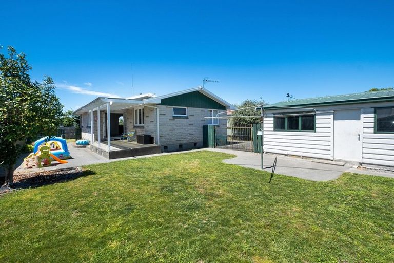 Photo of property in 28 Downing Avenue, Pirimai, Napier, 4112