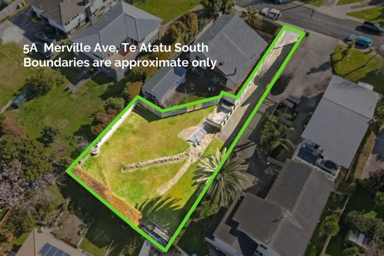 Photo of property in 5a Merville Avenue, Te Atatu South, Auckland, 0610