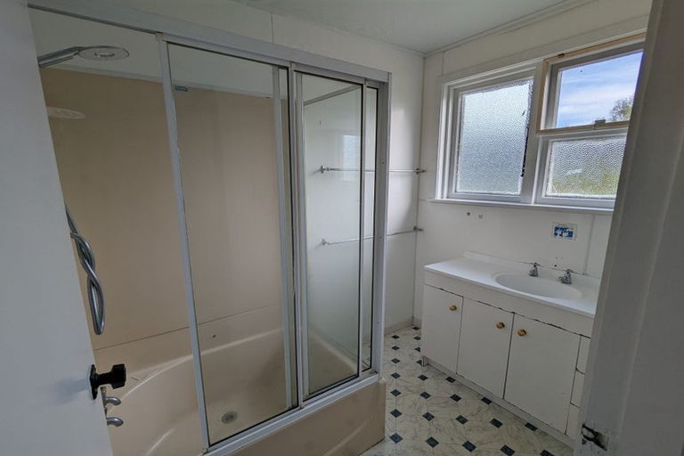 Photo of property in 9 Rangatira Road, Te Karaka, 4022