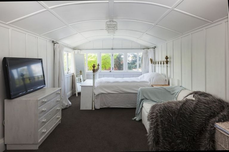 Photo of property in 1/96 Jeffreys Road, Fendalton, Christchurch, 8052