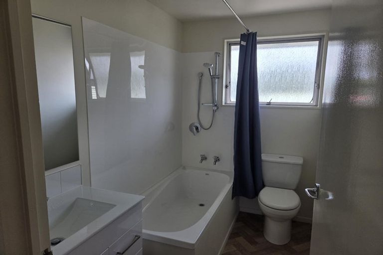 Photo of property in 2/72 Fairfield Avenue, Addington, Christchurch, 8024