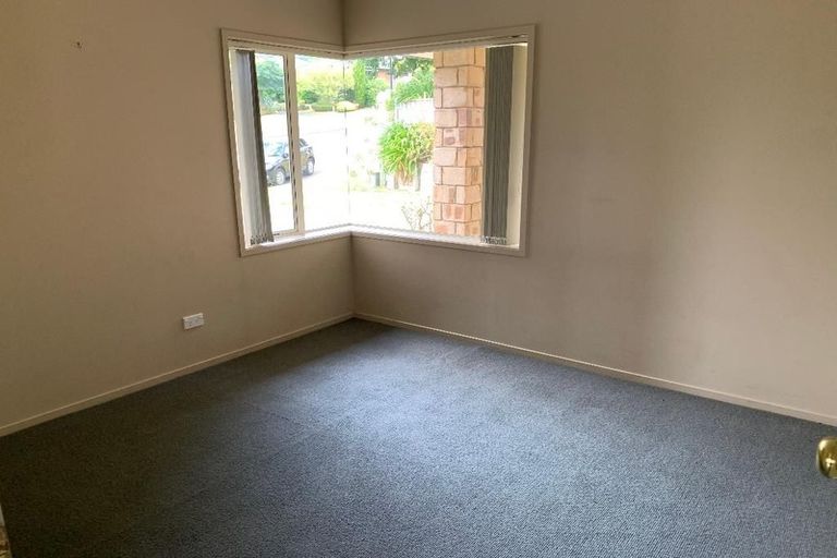 Photo of property in 19 Hawk Place, Welcome Bay, Tauranga, 3112