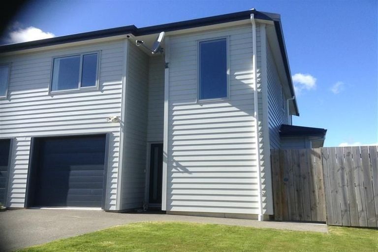 Photo of property in 186 Mark Avenue, Grenada Village, Wellington, 6037