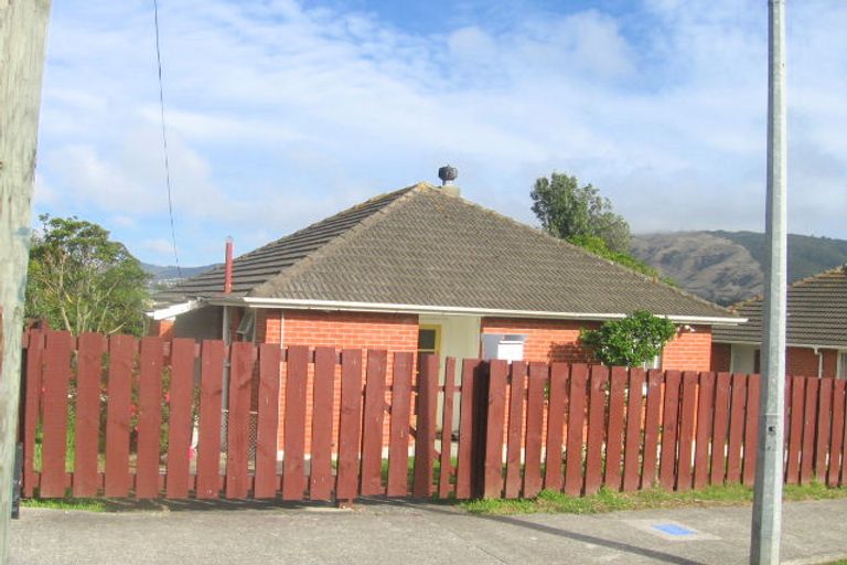 Photo of property in 26 Mckillop Street, Ranui, Porirua, 5024