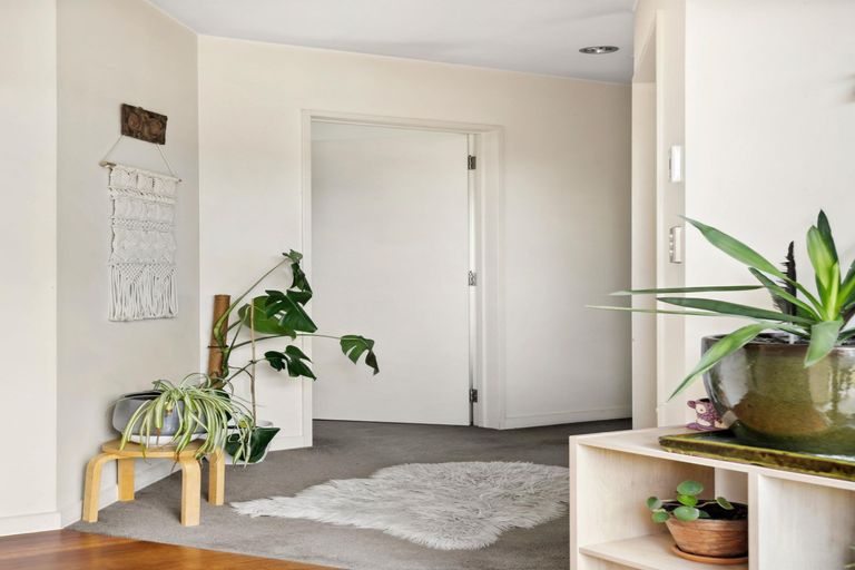 Photo of property in 30 Ash Avenue, Albert Town, Wanaka, 9305