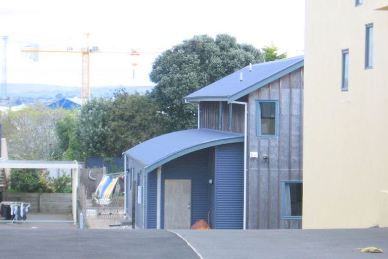 Photo of property in 42b Oceanview Road, Mount Maunganui, 3116