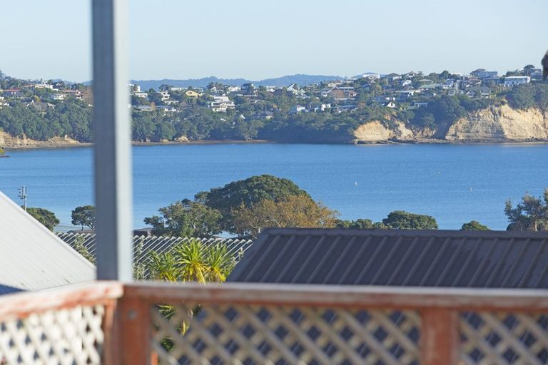 Photo of property in 952a Whangaparaoa Road, Manly, Whangaparaoa, 0930